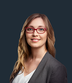 Dace Miķelsone-Kroņkalne : Senior lawyer